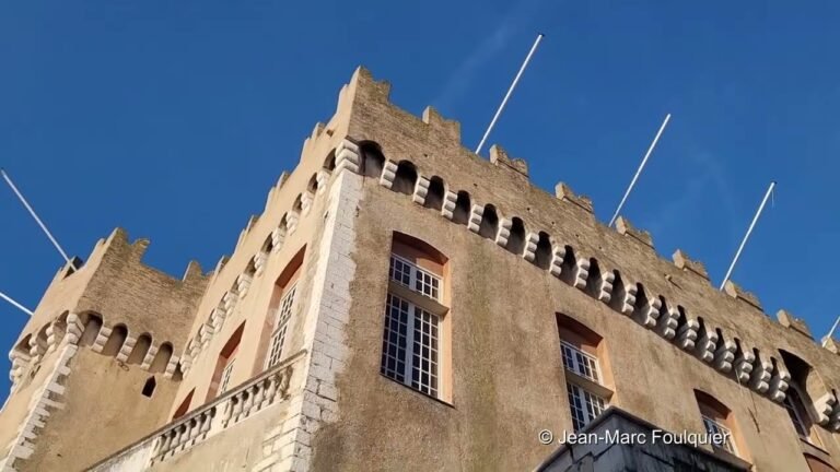 Quelles sont les prestations proposées par Le Grimaldi à Cagnes-sur-Mer 18 facade elegante du grimaldi cagnes sur mer