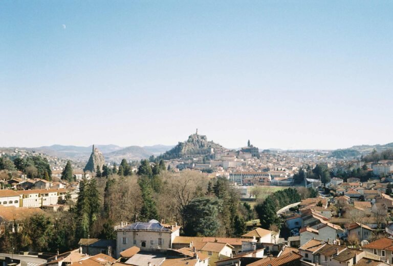 vue panoramique du puy en velay immobilier